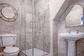 Penally Manor - Luxurious Manor House