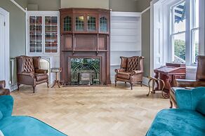 Penally Manor - Luxurious Manor House