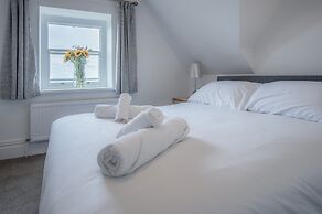 Penally Manor - Luxurious Manor House