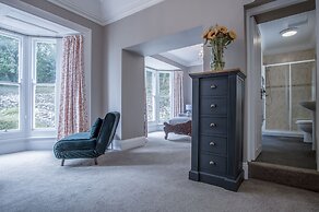 Penally Manor - Luxurious Manor House