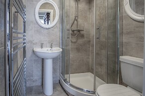 Penally Manor - Luxurious Manor House