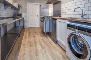 Penally Manor - Luxurious Manor House