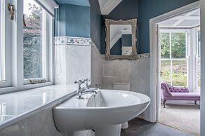 Penally Manor - Luxurious Manor House