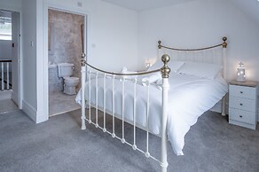 Penally Manor - Luxurious Manor House