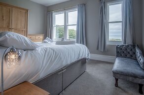 Penally Manor - Luxurious Manor House