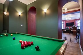 Penally Manor - Luxurious Manor House