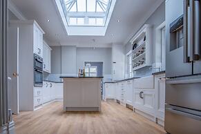 Penally Manor - Luxurious Manor House