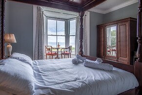 Penally Manor - Luxurious Manor House