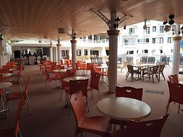 Sun Fire Beach Hotel