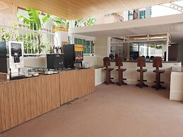 Sun Fire Beach Hotel