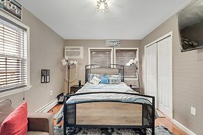 Modern Cozy 3br Home Just 10 Mins From Jfk! 3 Bedroom Residence by Red