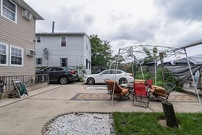 Modern Cozy 3br Home Just 10 Mins From Jfk! 3 Bedroom Residence by Red