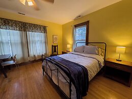 Elk River Hotel & Cafe