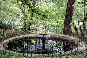 Elk River Hotel & Cafe