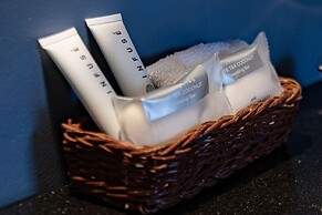 Elk River Hotel & Cafe