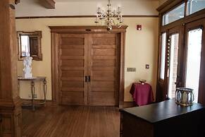 Elk River Hotel & Cafe