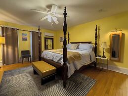 Elk River Hotel & Cafe