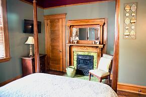 Elk River Hotel & Cafe