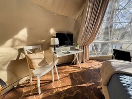 Elk River Hotel & Cafe