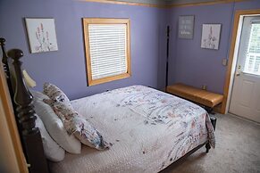 Elk River Hotel & Cafe