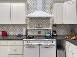 Elk River Hotel & Cafe