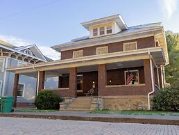 Elk River Hotel & Cafe