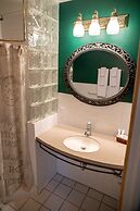 Elk River Hotel & Cafe