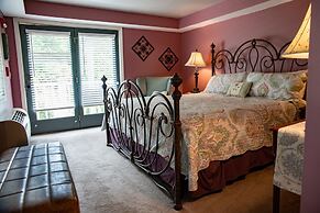 Elk River Hotel & Cafe