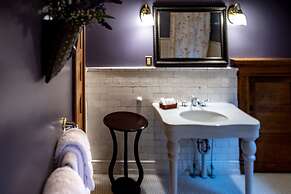 Elk River Hotel & Cafe