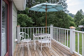 Elk River Hotel & Cafe