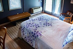 Elk River Hotel & Cafe