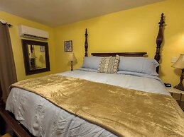 Elk River Hotel & Cafe