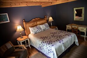 Elk River Hotel & Cafe