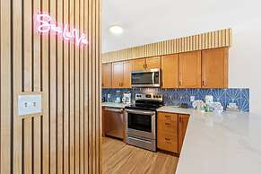 Seaside Beach & Racquet Condos