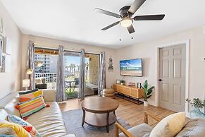 Seaside Beach & Racquet Condos