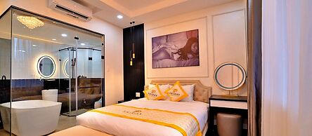 HANZ Friday Premium Hotel