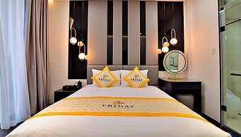 HANZ Friday Premium Hotel