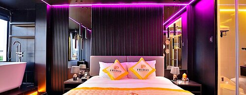 HANZ Friday Premium Hotel