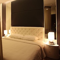 HANZ Friday Royal Hotel