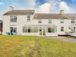 Bodlasan Groes House