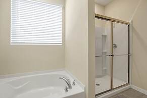 6 Bed 4 Bath Solterra Beautiful Home! 6 Bedroom Villa by RedAwning