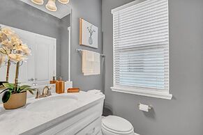 Luxury Home 7 Bedrooms Near Disney! 7 Villa by RedAwning