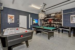 Luxury Home 7 Bedrooms Near Disney! 7 Villa by RedAwning