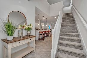 Luxury Home 7 Bedrooms Near Disney! 7 Villa by RedAwning