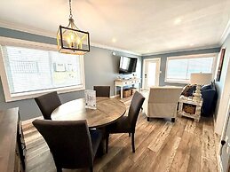 Shell Cove 106 2 Bedroom Condo by RedAwning