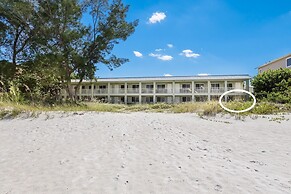 Shell Cove 106 2 Bedroom Condo by RedAwning