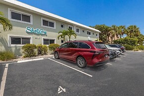 Shell Cove 106 2 Bedroom Condo by RedAwning