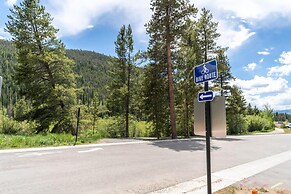 Clearwater Lofts Building 3 by Summit County Mountain Retreats