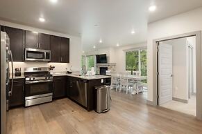Clearwater Lofts Building 3 by Summit County Mountain Retreats