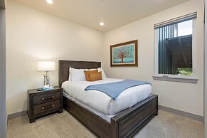 Clearwater Lofts Building 3 by Summit County Mountain Retreats
